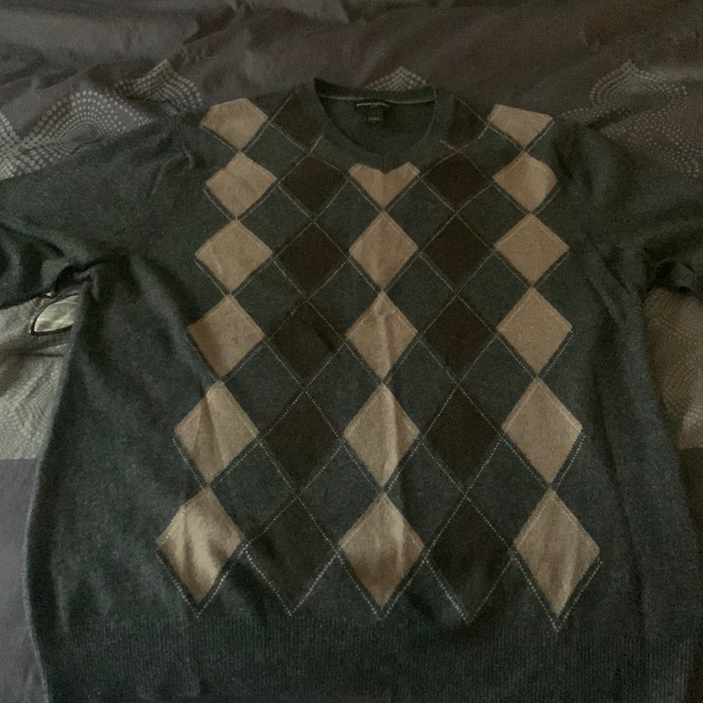 Lightly worn 100% cashmere banana republic sweater